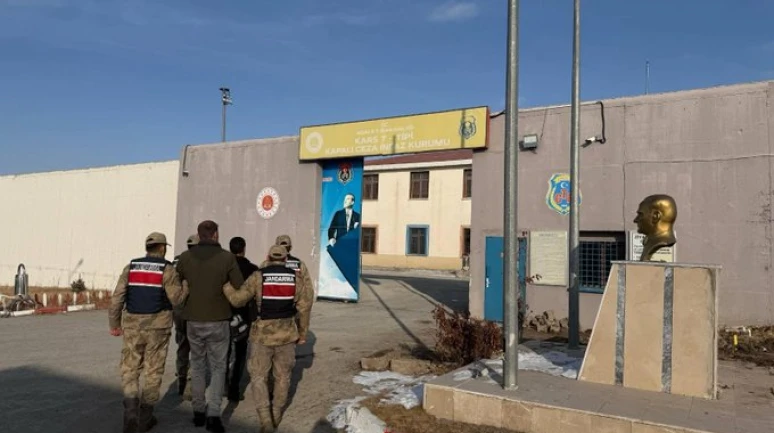 Kars'ta Kaçan Suçlular Yakalandı ve Cezaevine Gönderildi.